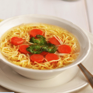 Rosół domowy z makaronem